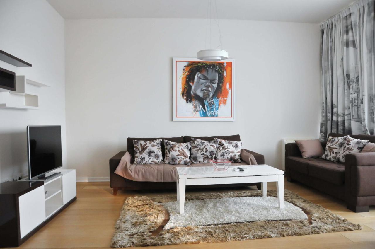 Luxury Montesun Apartments บุดวา ภายนอก รูปภาพ