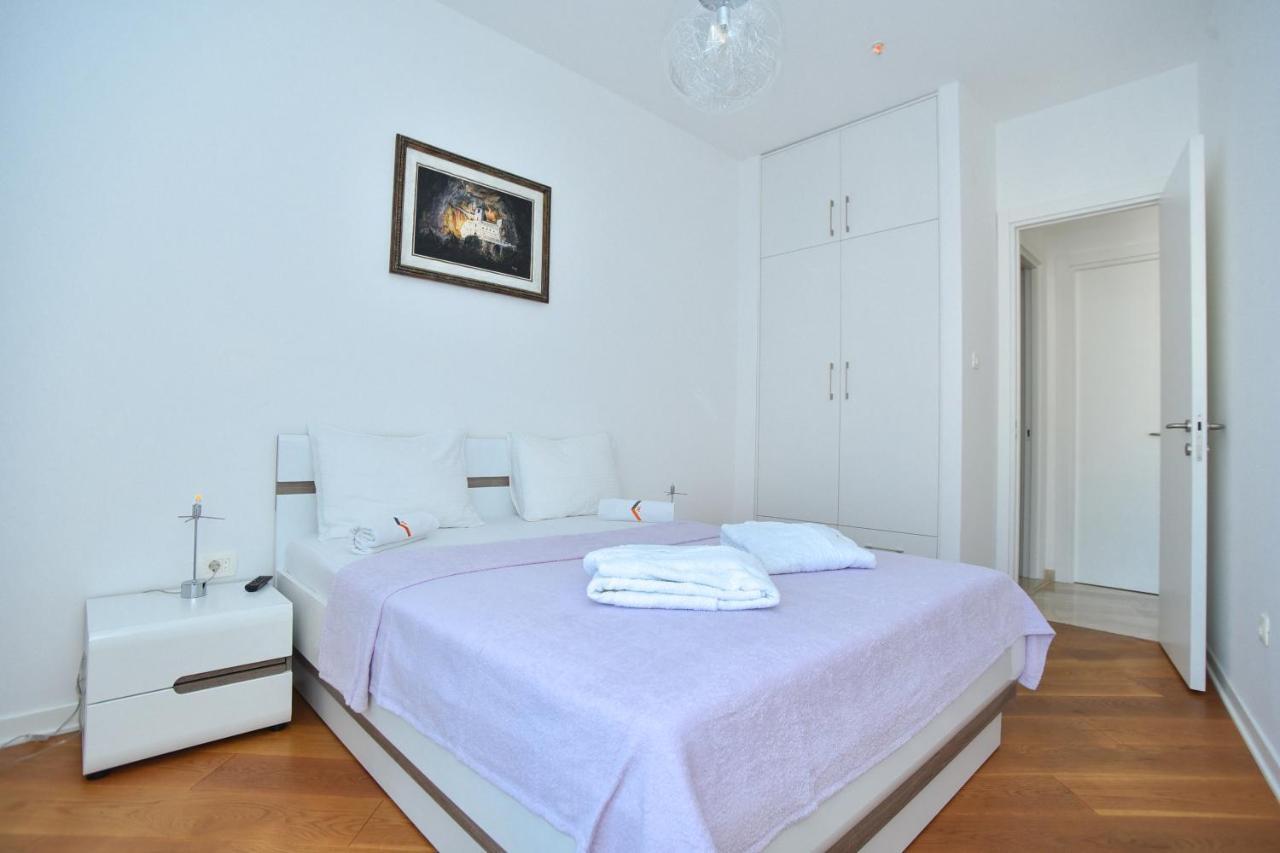 Luxury Montesun Apartments บุดวา ภายนอก รูปภาพ
