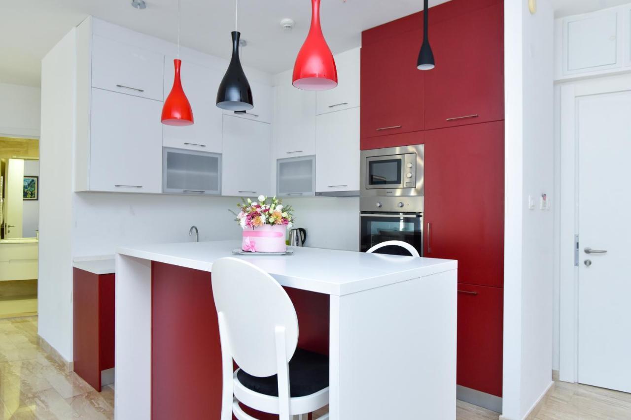 Luxury Montesun Apartments บุดวา ภายนอก รูปภาพ